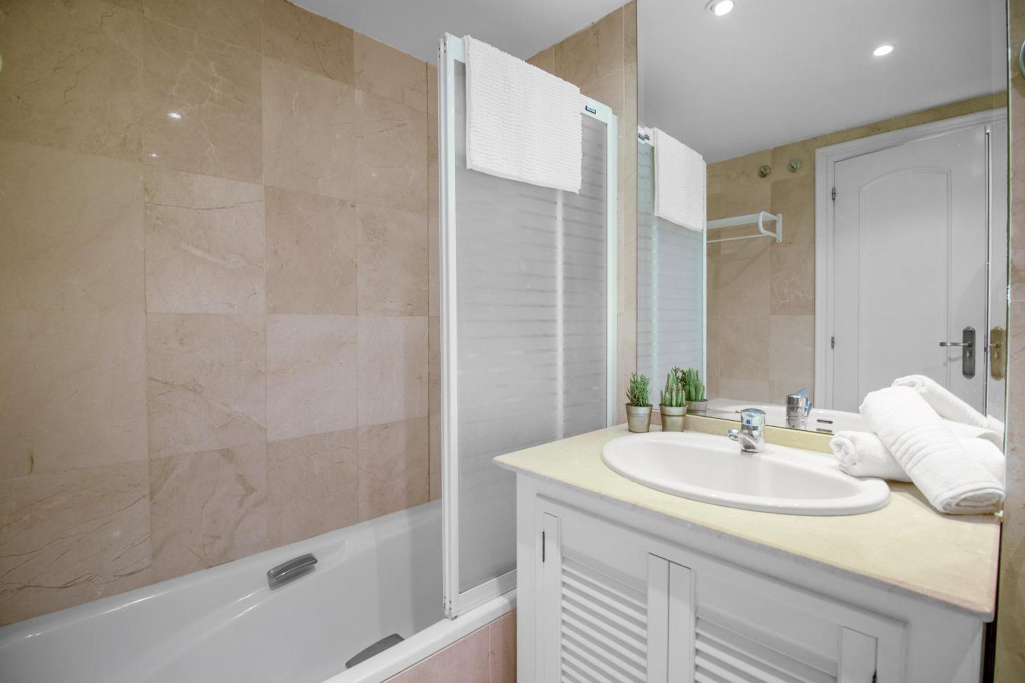 Apartamento Con Espectaculares Vistas Al Golf En Marbella - Xallas 2 3 Apartment ภายนอก รูปภาพ