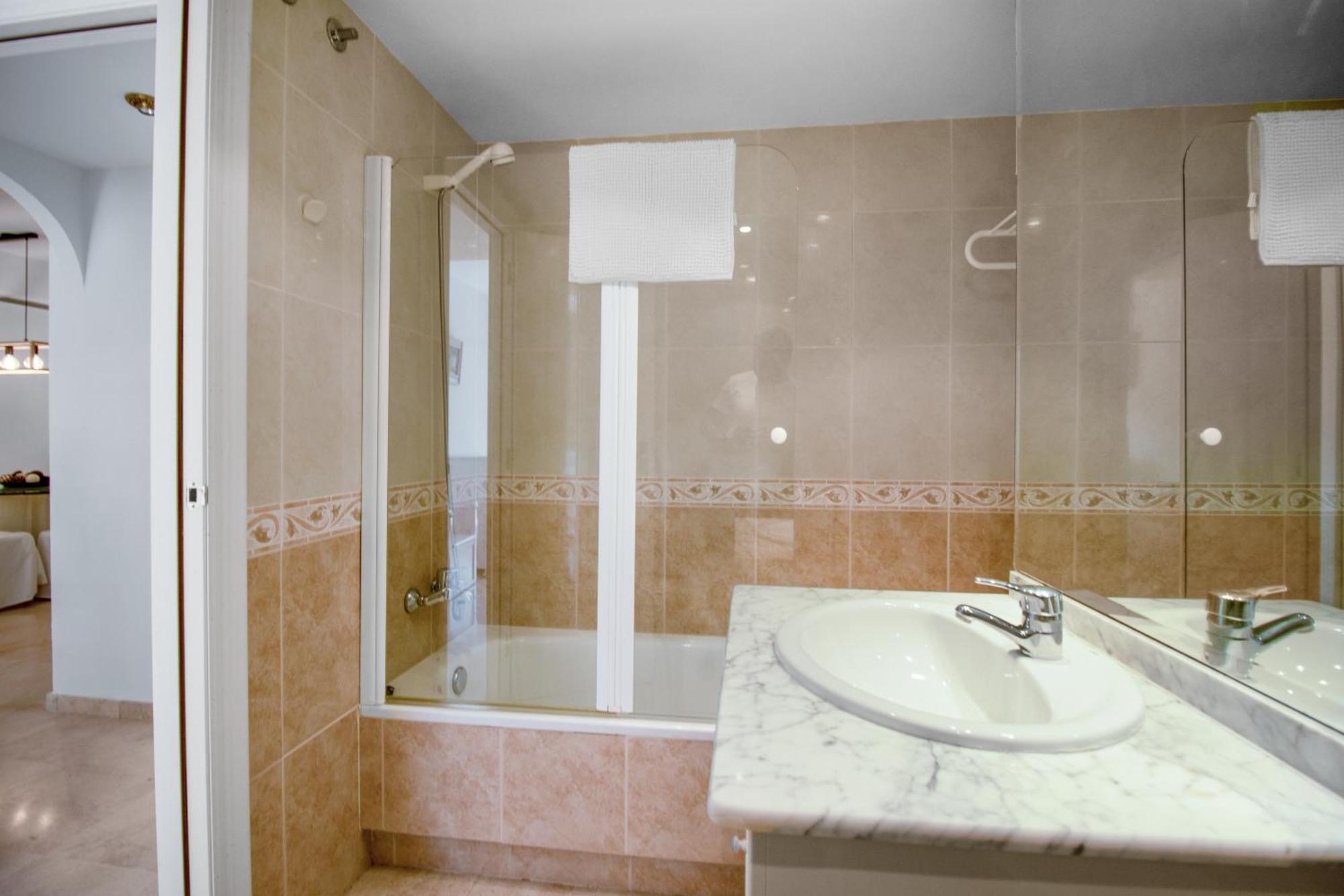 Apartamento Con Espectaculares Vistas Al Golf En Marbella - Xallas 2 3 Apartment ภายนอก รูปภาพ